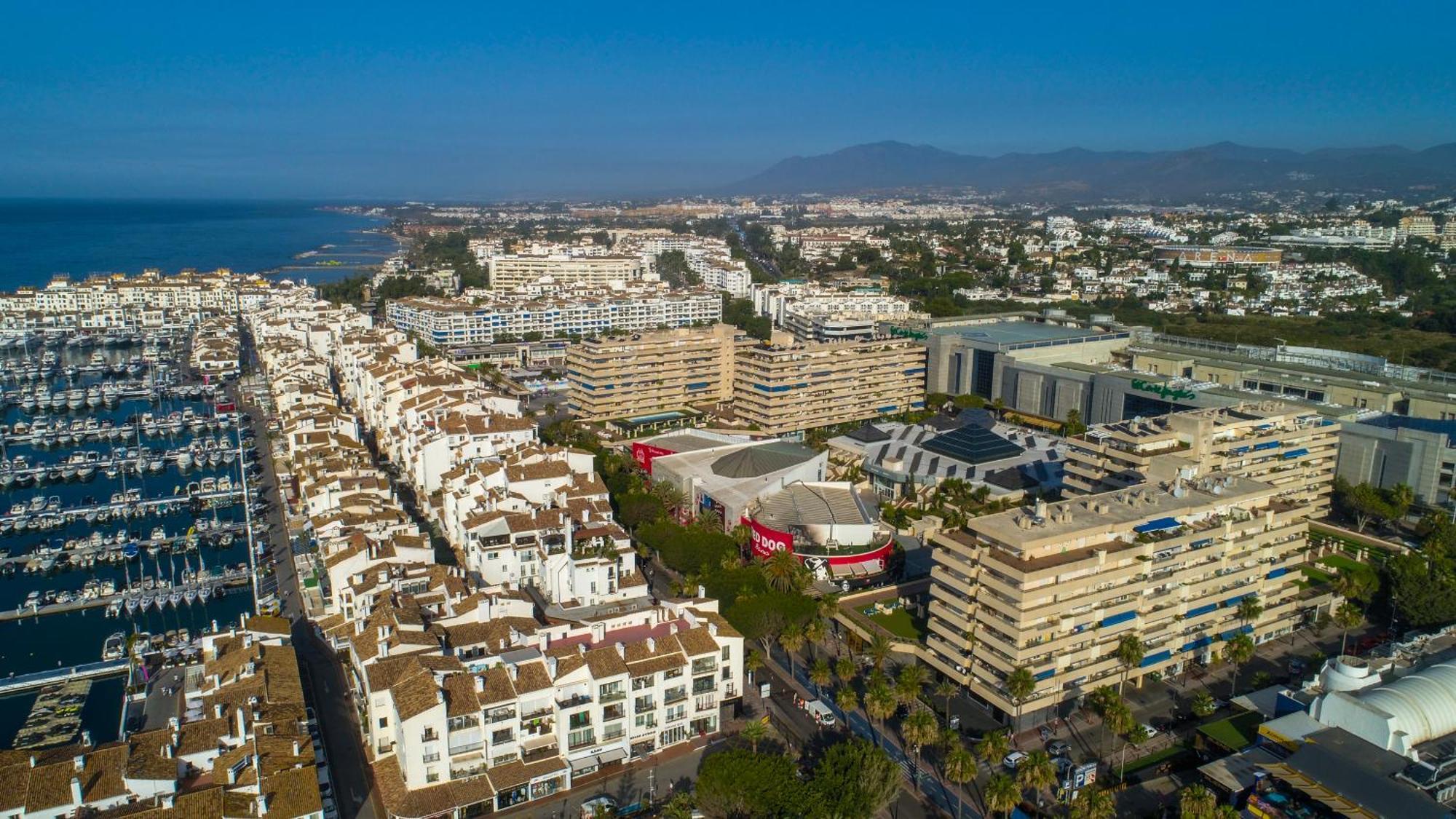 Marbella Banus Suites Екстер'єр фото